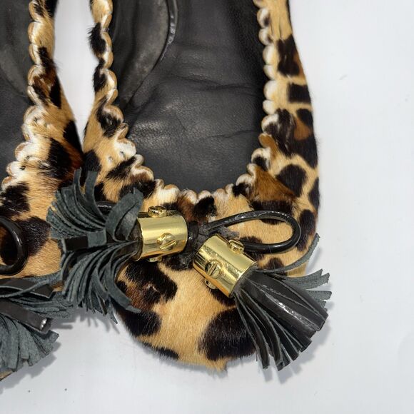 5.5 Tory Burch Reva Printed Calf Hair Leopard Tassel Ballet Flats - Picture 3 of 12